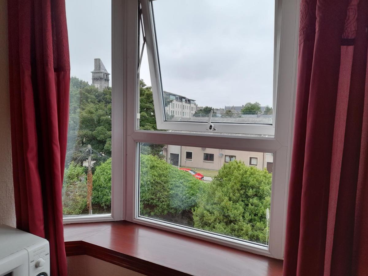 Abacus Central Guest House Абърдийн Екстериор снимка